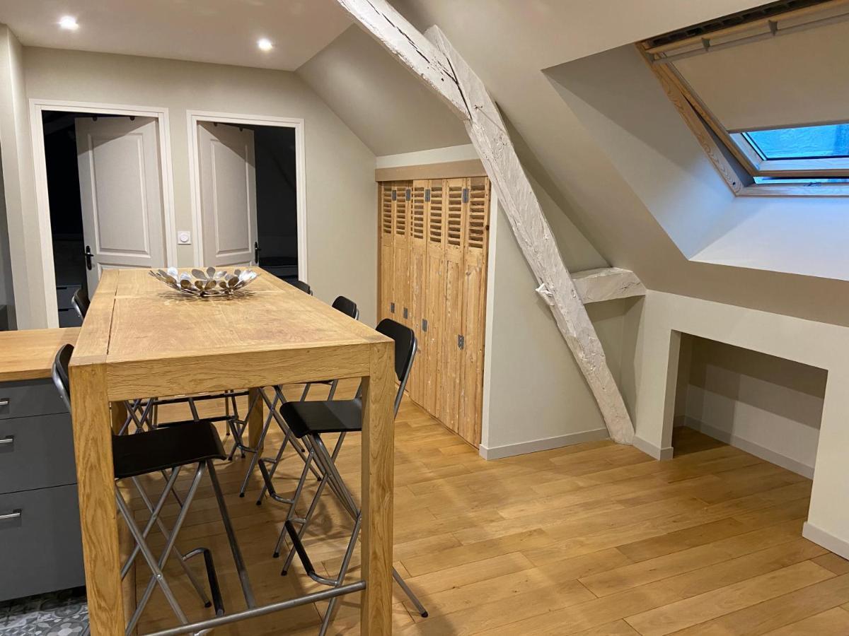 Appartement Du Chateau De La Caillerie Avoine Eksteriør billede